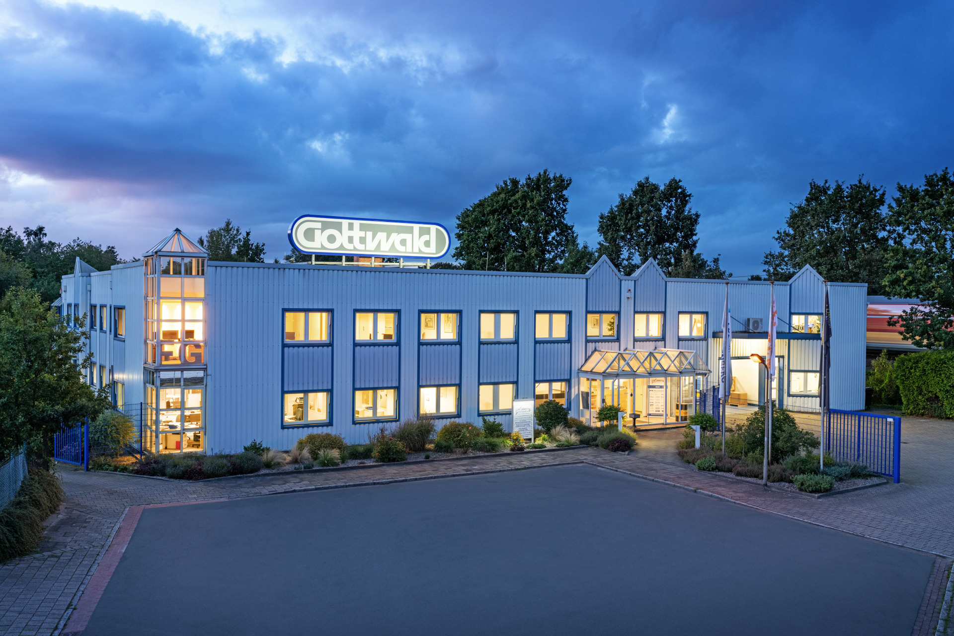 Ansicht Gebäude Hauptstandort von Franz Gottwald